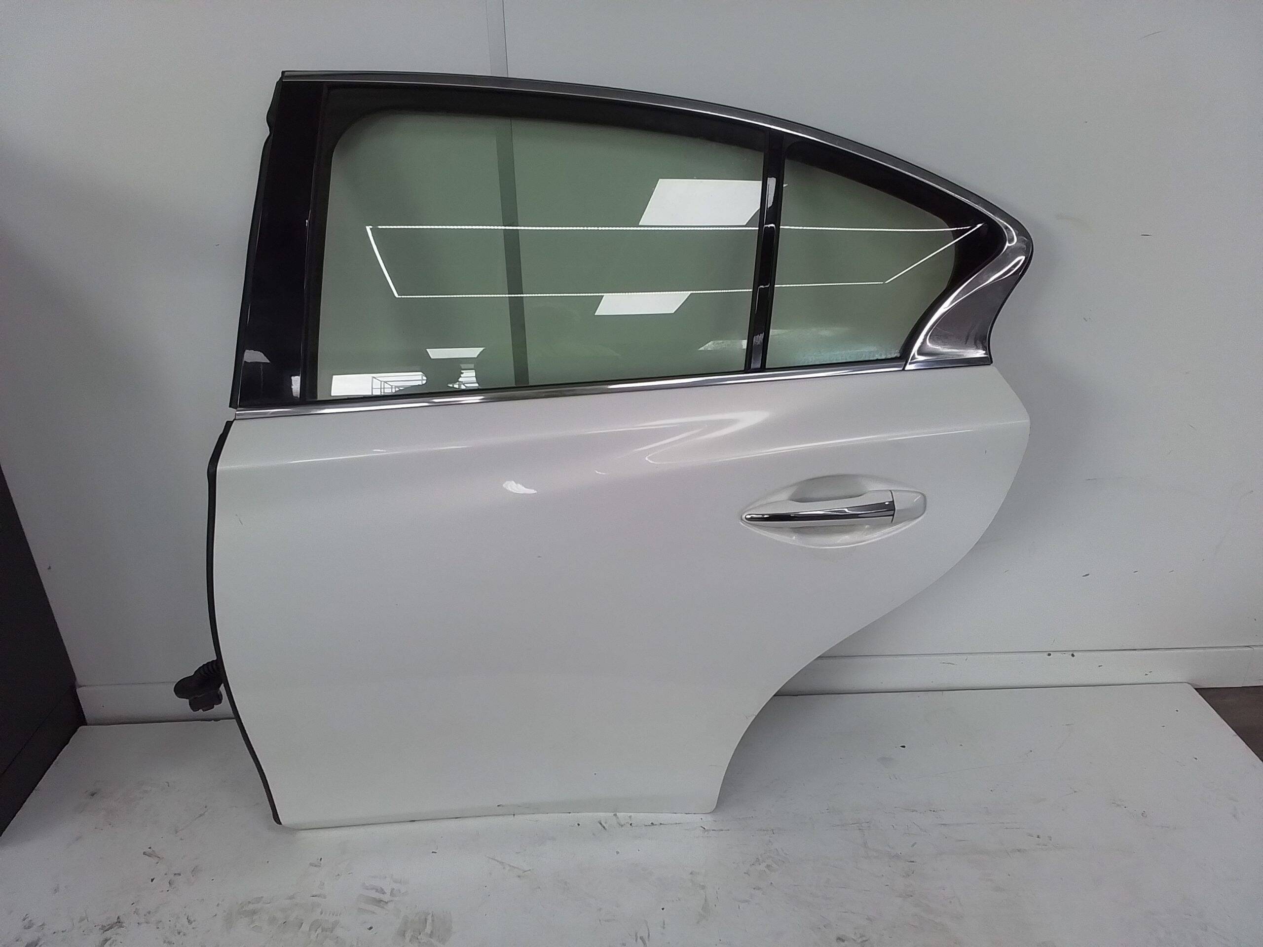 Puerta trasera izquierda infiniti q50 (v37)(2013->)