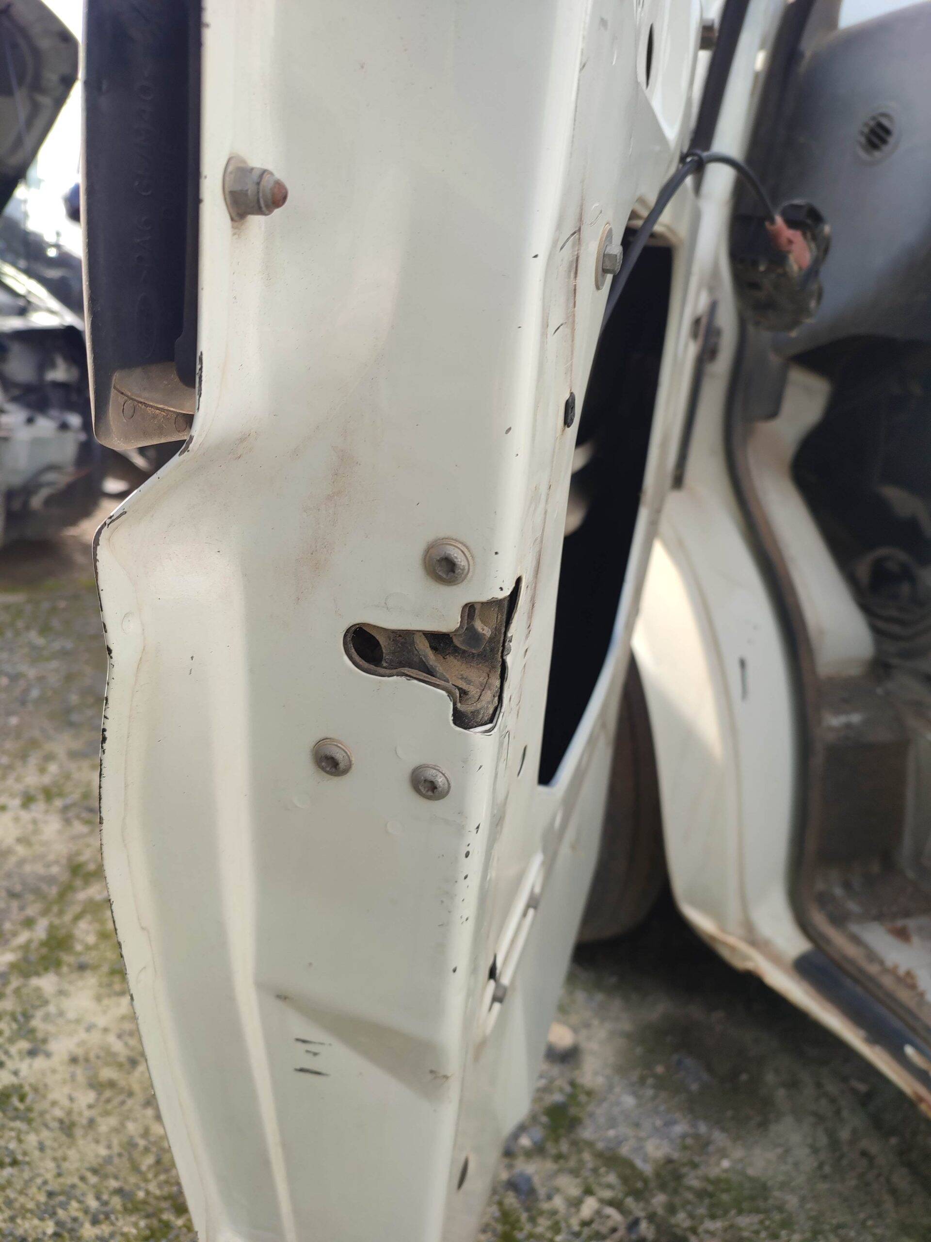 Cerradura puerta delantera izquierda ford transit combi (fy)(2000->)