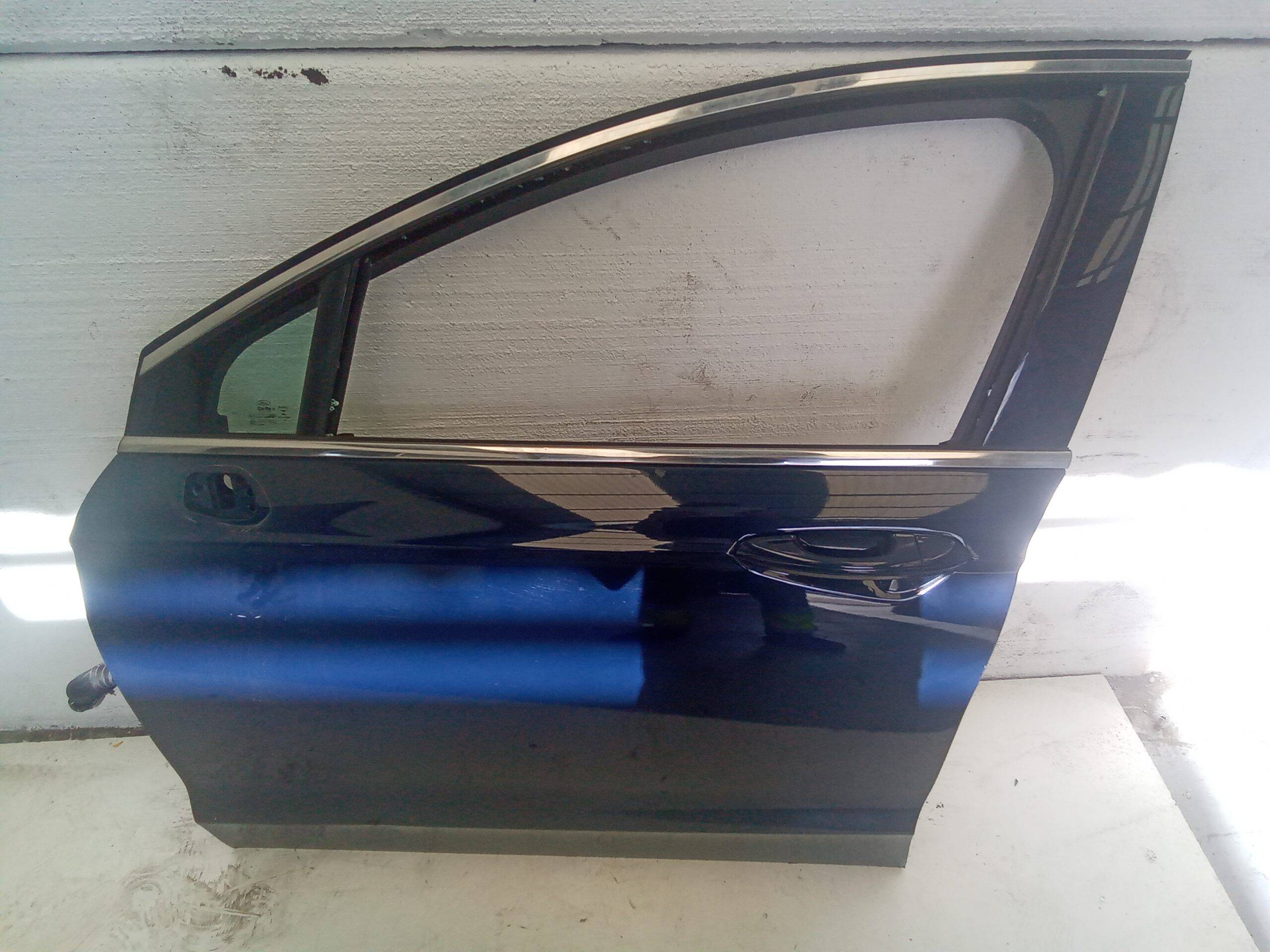 Puerta delantera izquierda ford mondeo berlina (cng)(2014->)