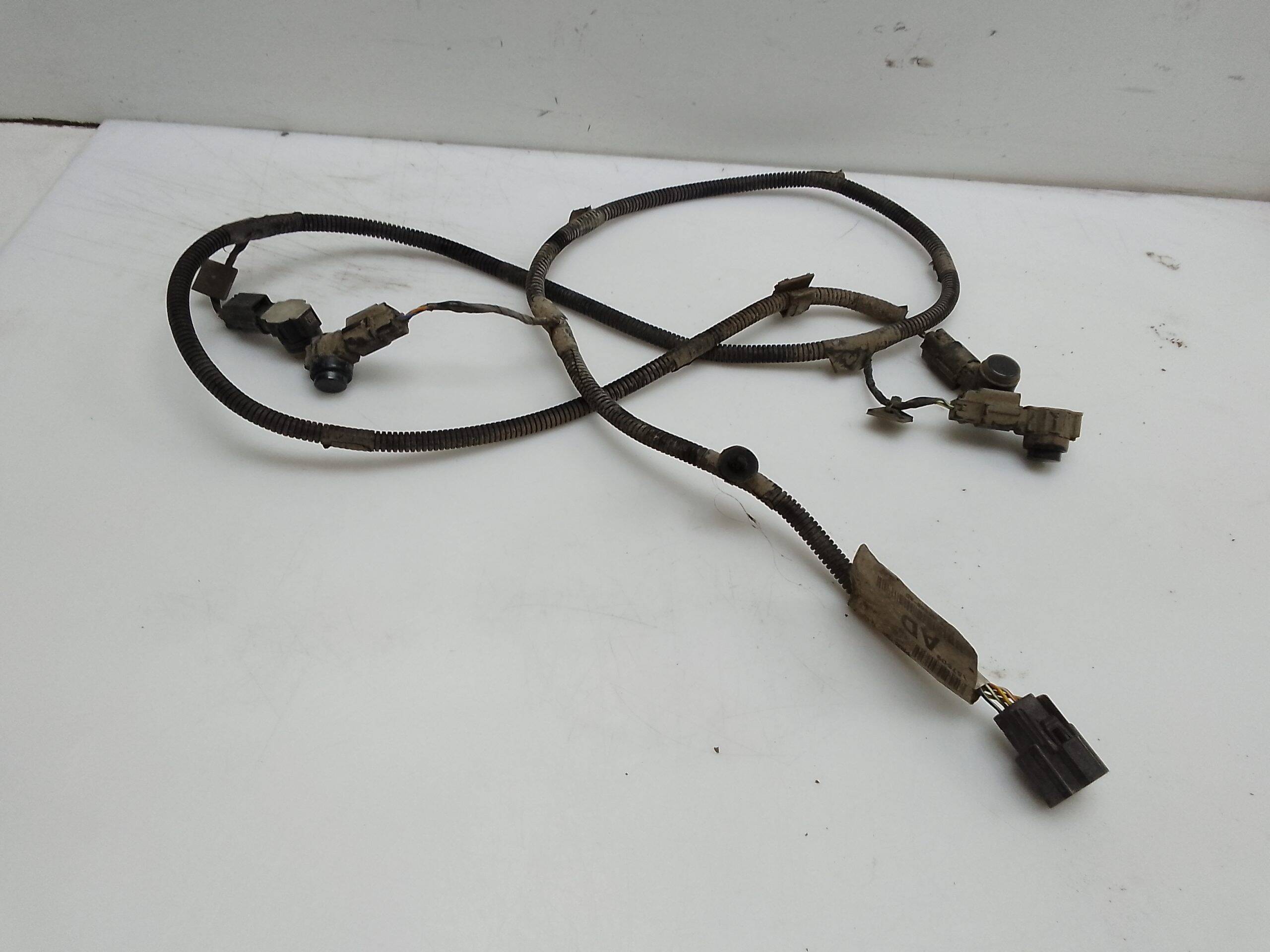 Cable sensor aparcamiento trasero ford tourneo courier (c4a)(2014->)