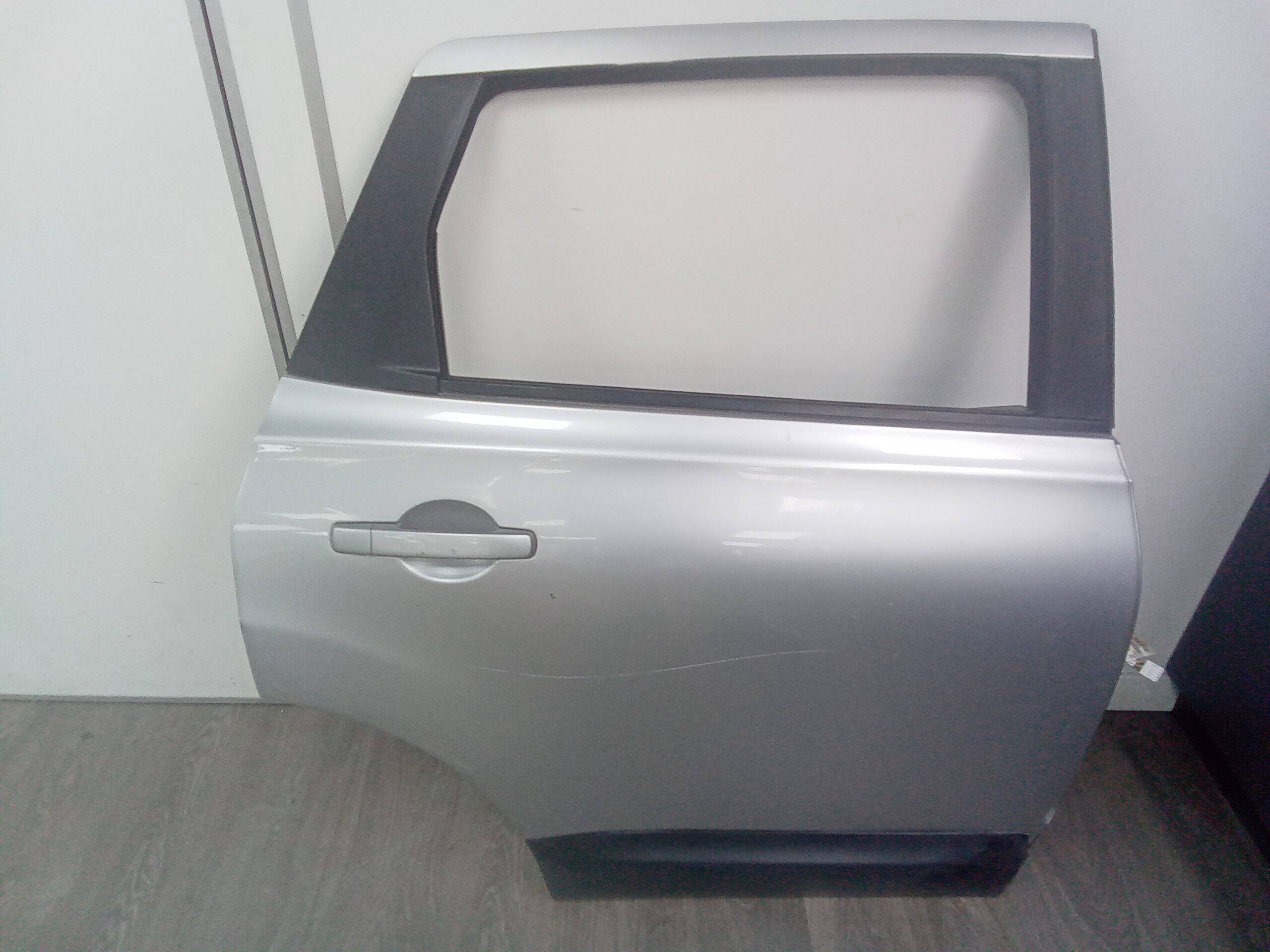 Puerta trasera derecha nissan qashqai +2 (jj10)(08.2008->)