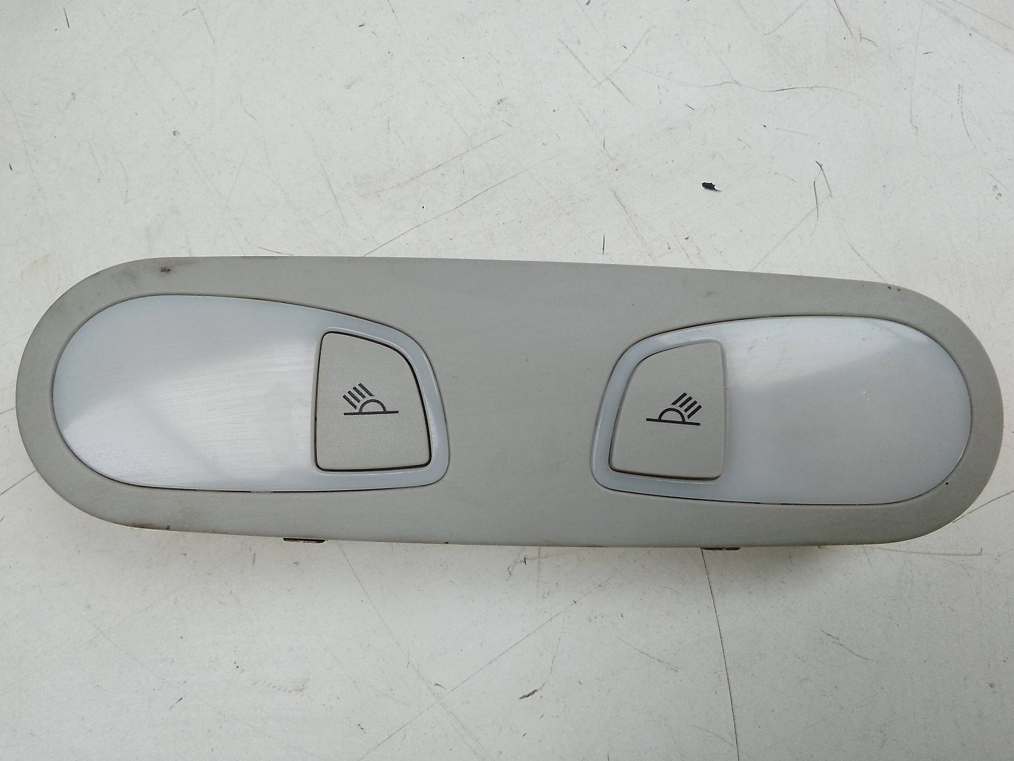 Luz interior audi a6 berlina (4gc)(09.2014->)