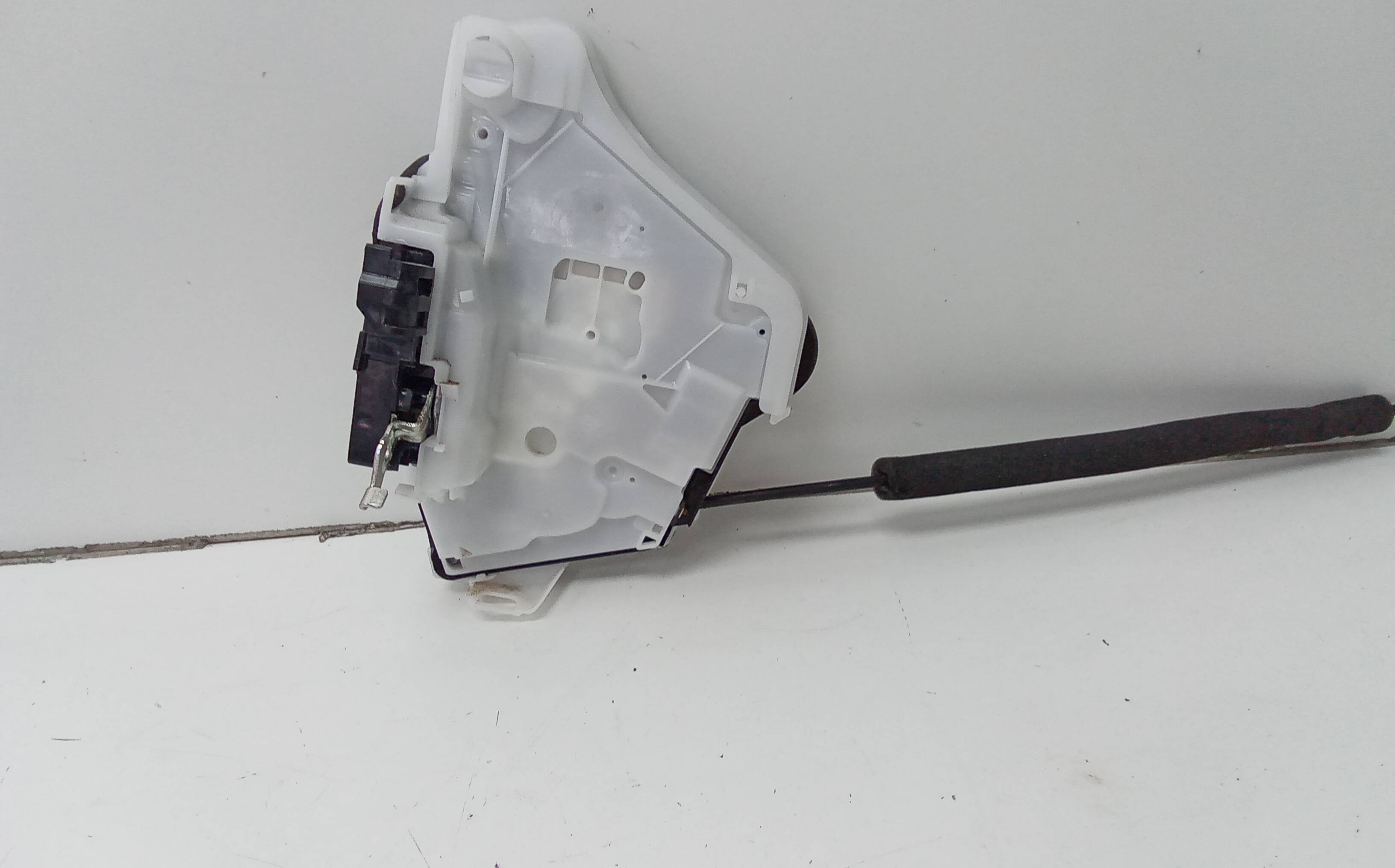 Cerradura puerta delantera derecha nissan qashqai (j12)(03.2021->)