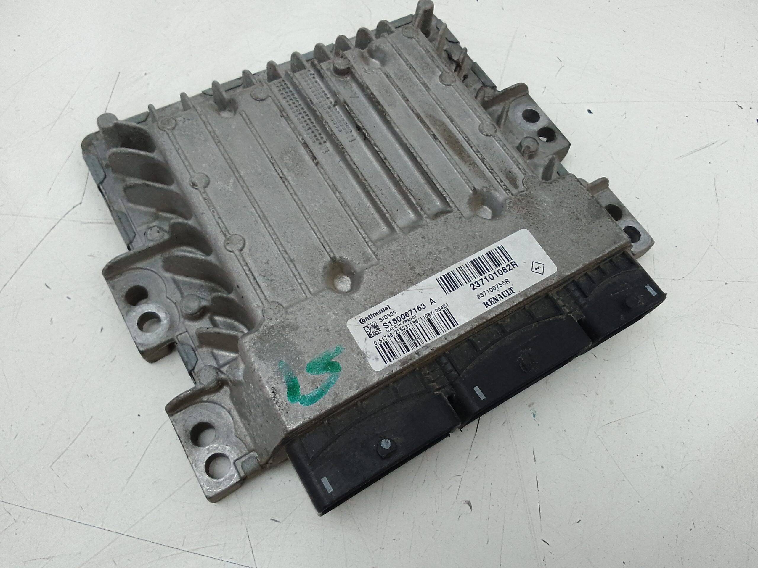 Centralita motor uce nissan juke i (f15e)(06.2010->)