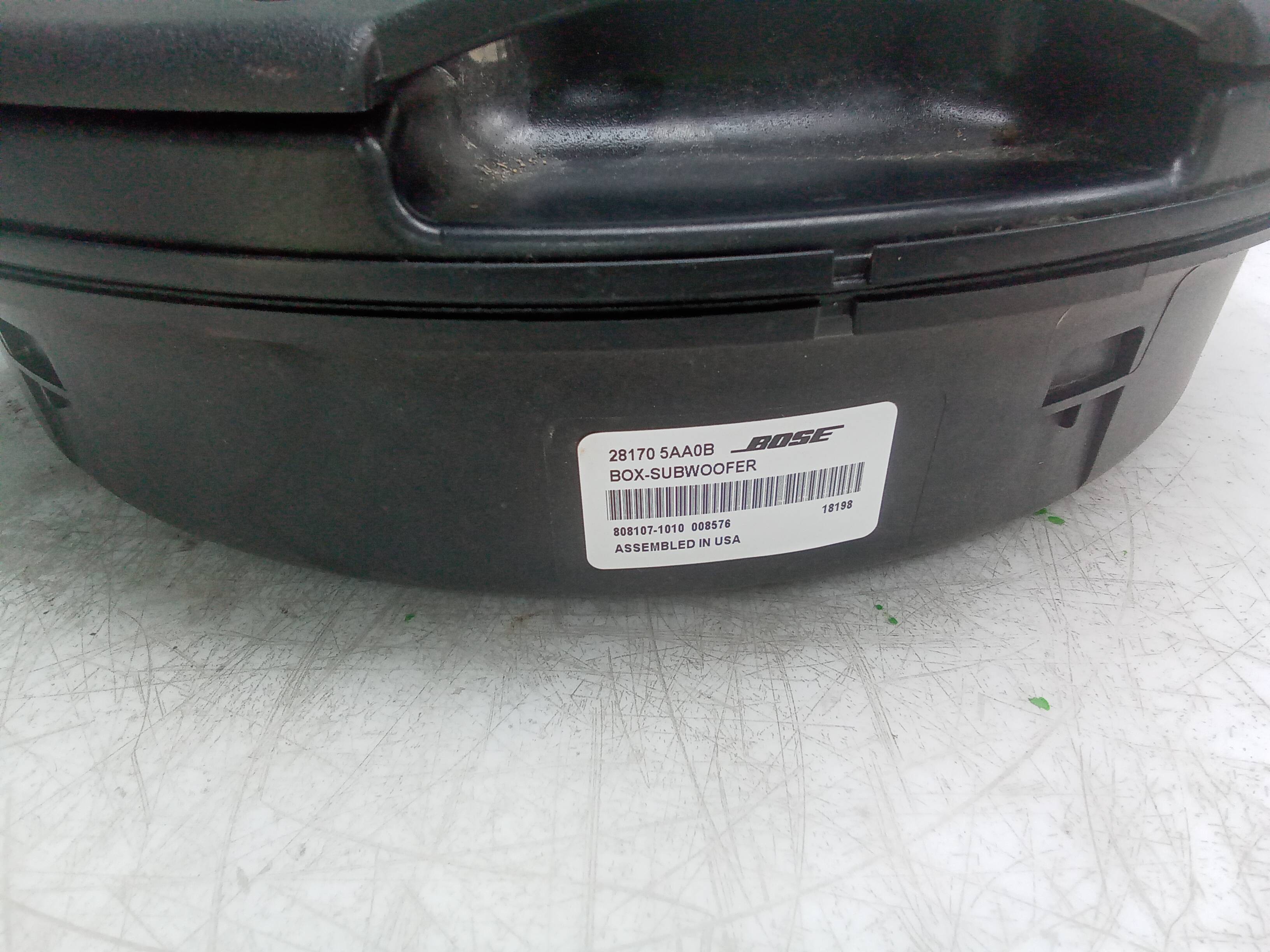 Caja subwoofer nissan qashqai ii (j11e)(2013->)