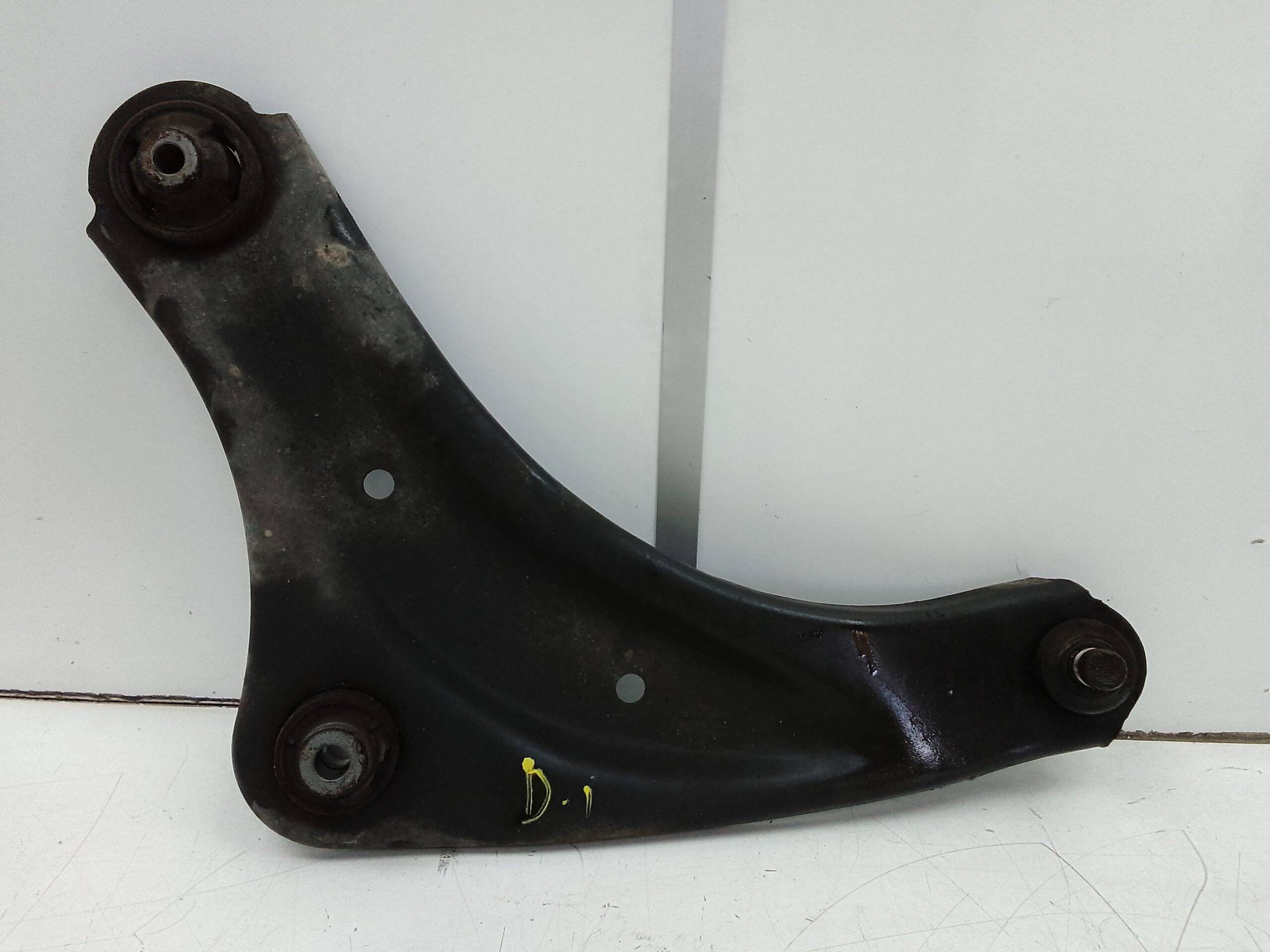 Brazo suspension inferior delantero izquierdo nissan juke i (f15e)(06.2010->)