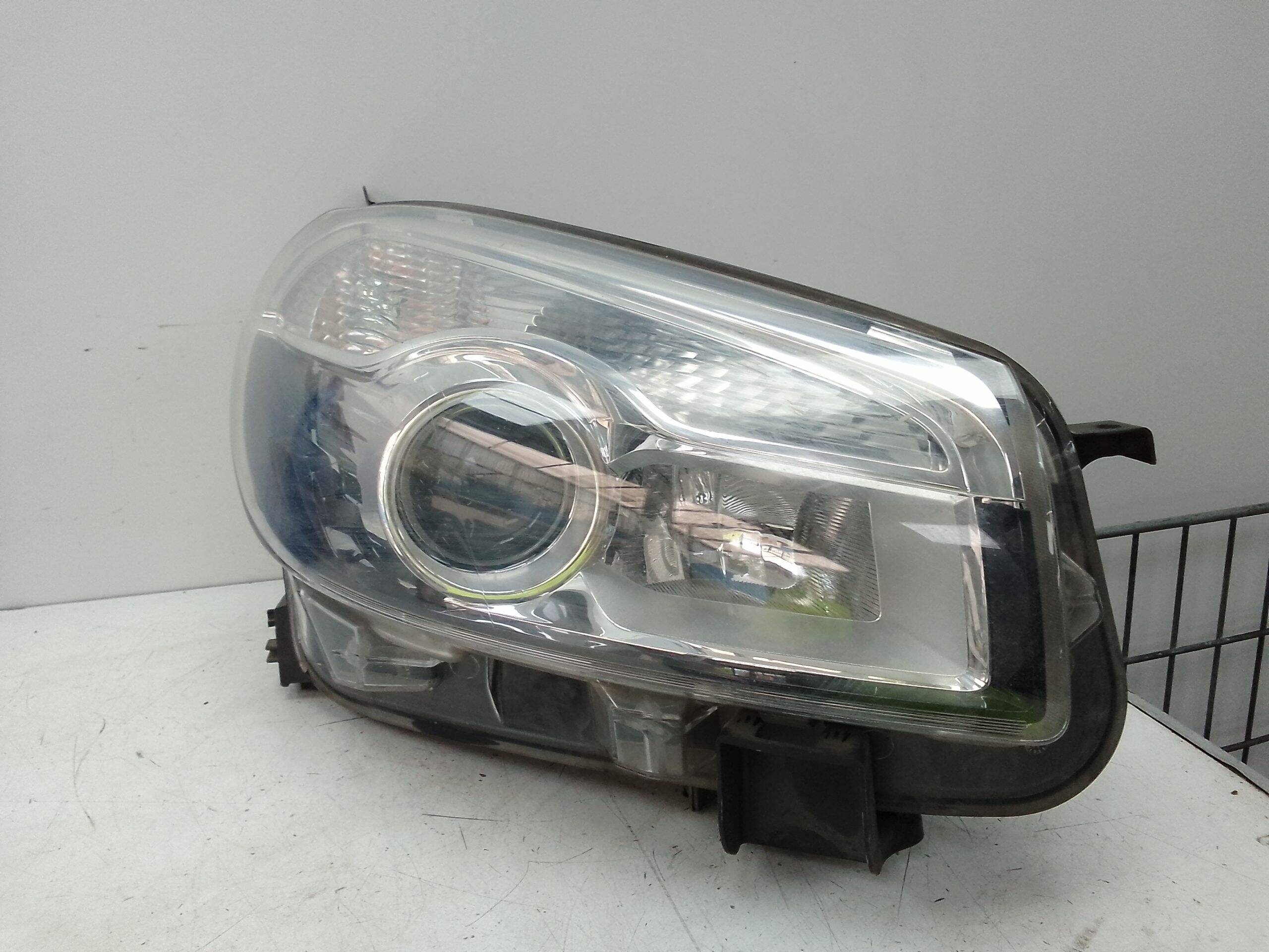 Faro derecho nissan qashqai (j10)(01.2007->)