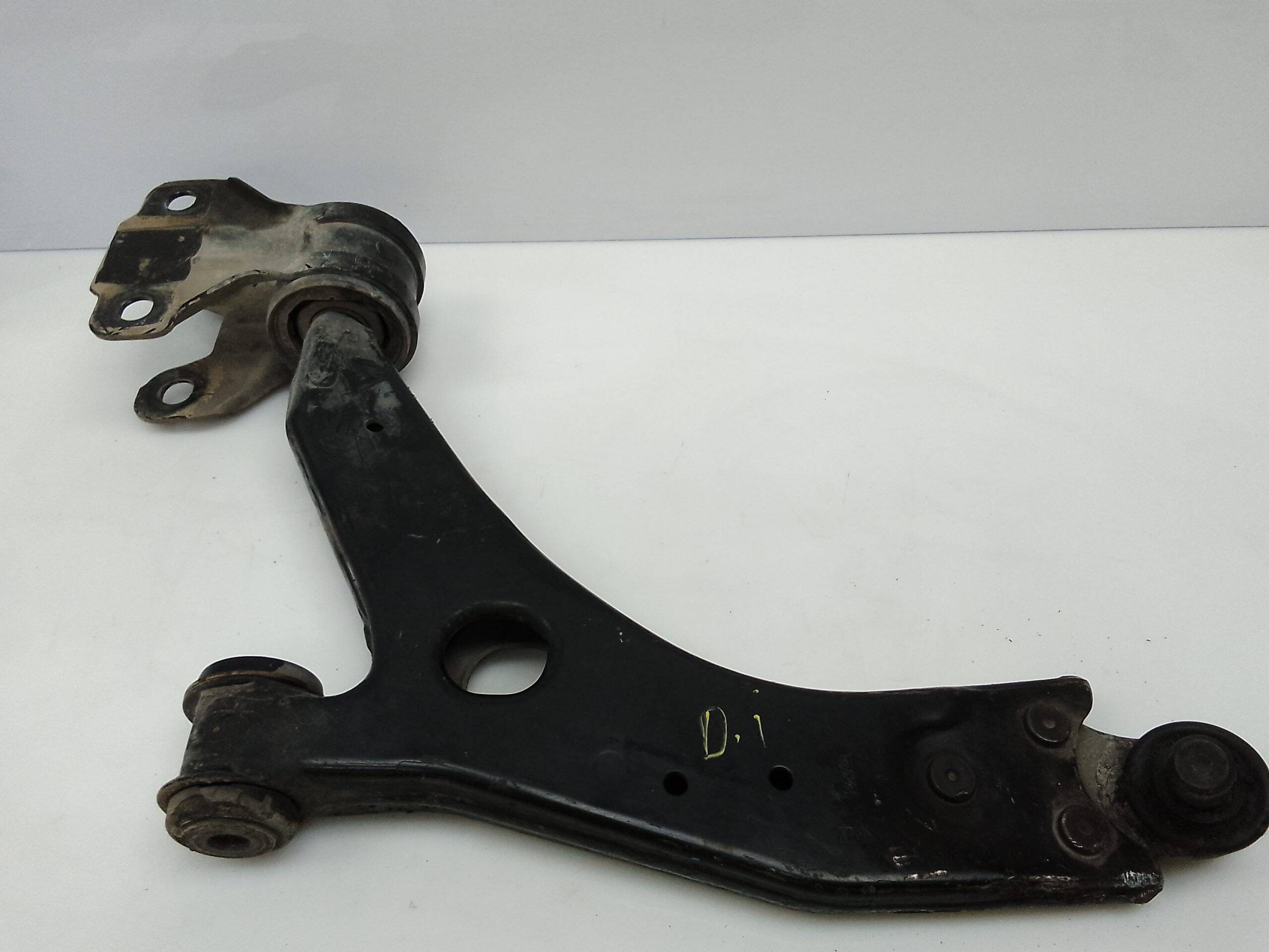 Brazo suspension inferior delantero izquierdo ford focus berlina (cb8)(2010->)